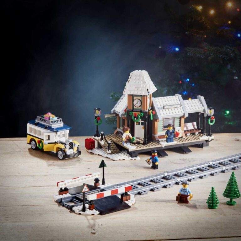 LEGO 10259 Winter Dorp Station - 10259 1 9