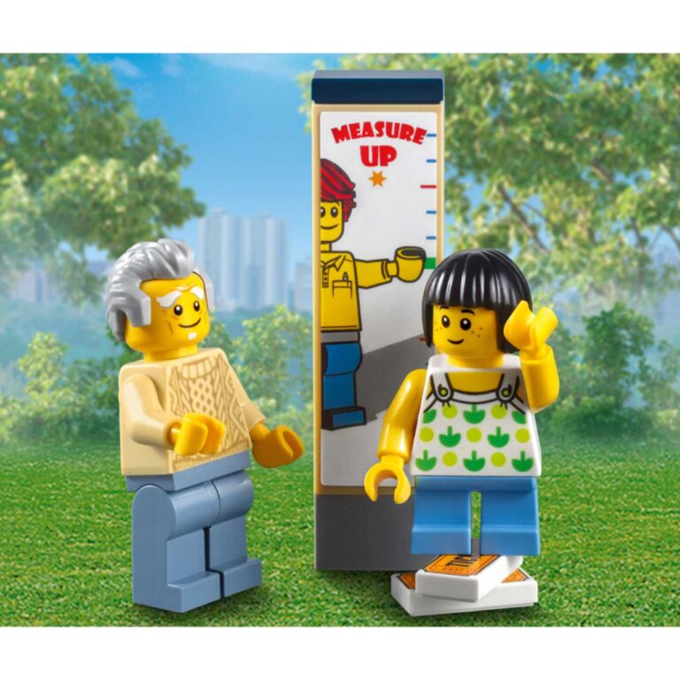 LEGO 10261 Achtbaan - 10261 1 5 scaled