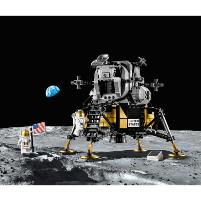 LEGO 10266 NASA Apollo 11 Maanlander - 10266 1 2 scaled