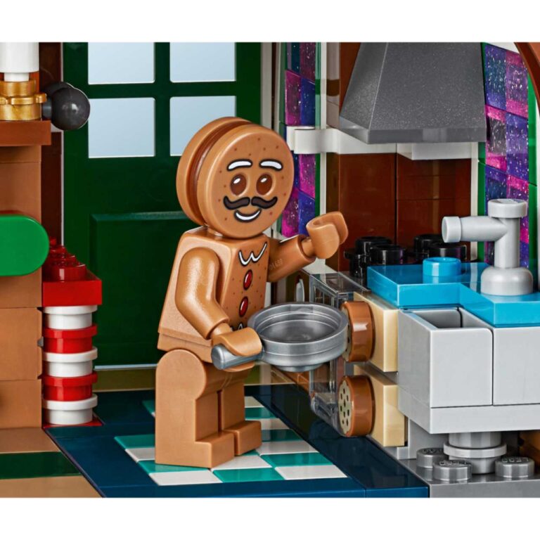 LEGO 10267 Peperkoekhuisje kerst - 10267 1 7 scaled