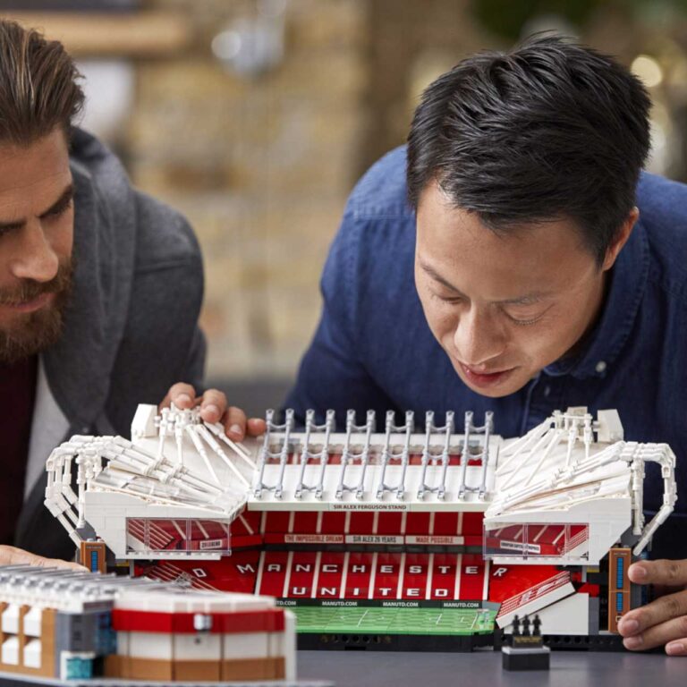 LEGO 10272 Creator Expert Old Trafford - Manchester United - 10272 1 30 scaled