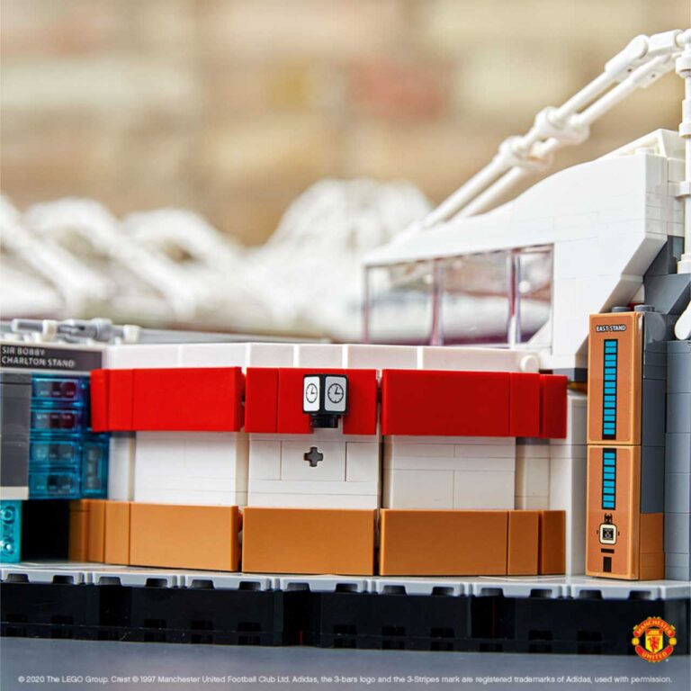 LEGO 10272 Creator Expert Old Trafford - Manchester United - 10272 1 98