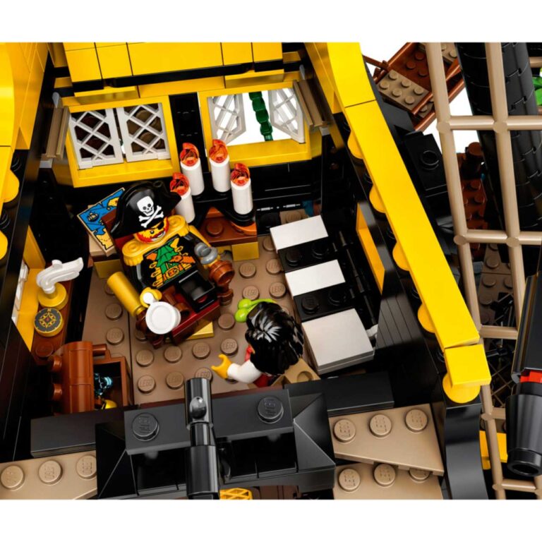 LEGO 21322 Piraten van Barracuda Baai - 21322 1 44 scaled