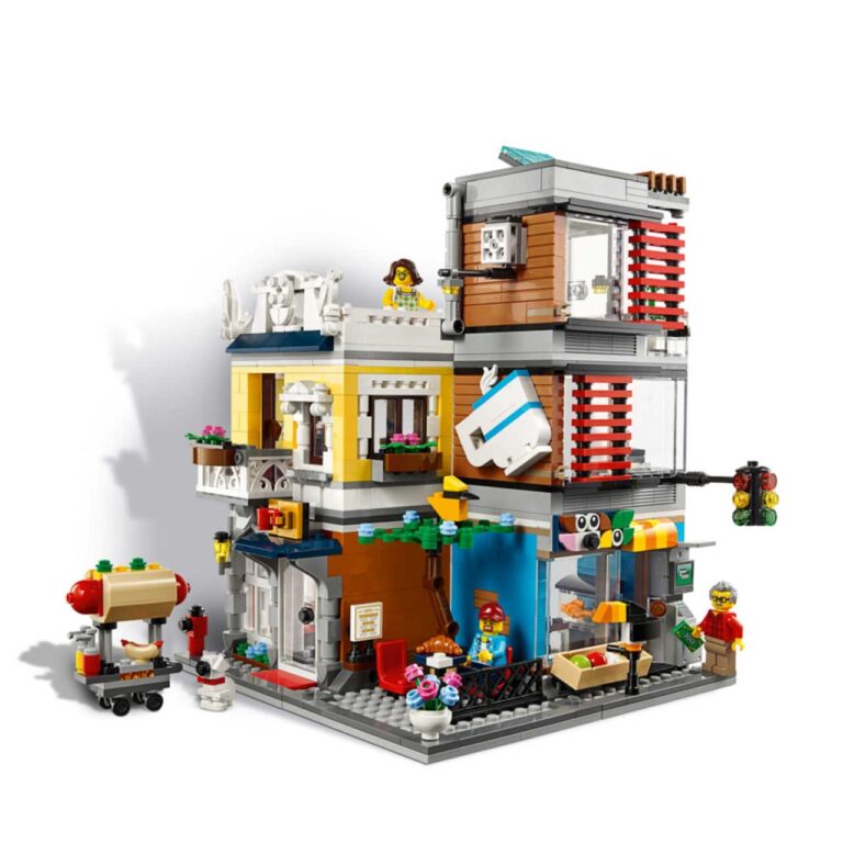 LEGO 31097 Creator Woonhuis, dierenwinkel & café - 31097 1 13 scaled