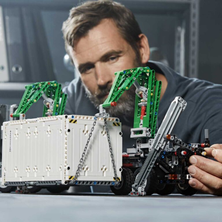 LEGO 42078 Technic Mack Anthem - 42078 1 27 scaled