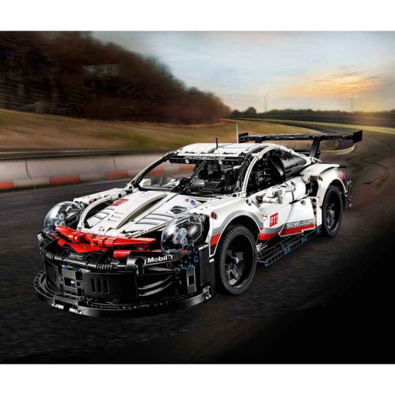 LEGO 42096 Technic Porsche 911 RSR - 42096 1 2 scaled