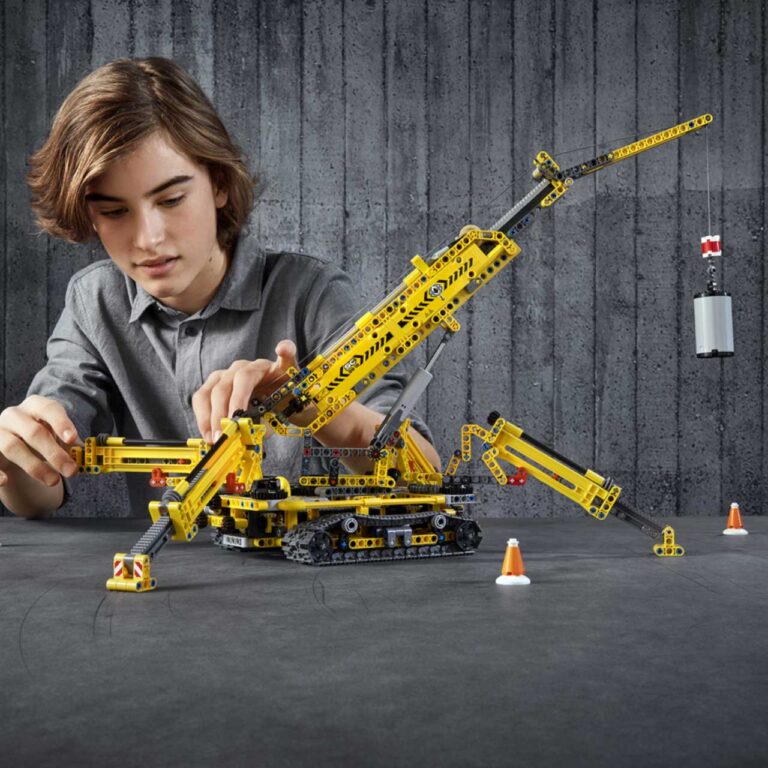 LEGO 42097 Technic Compacte rupsband kraan - 42097 1 13