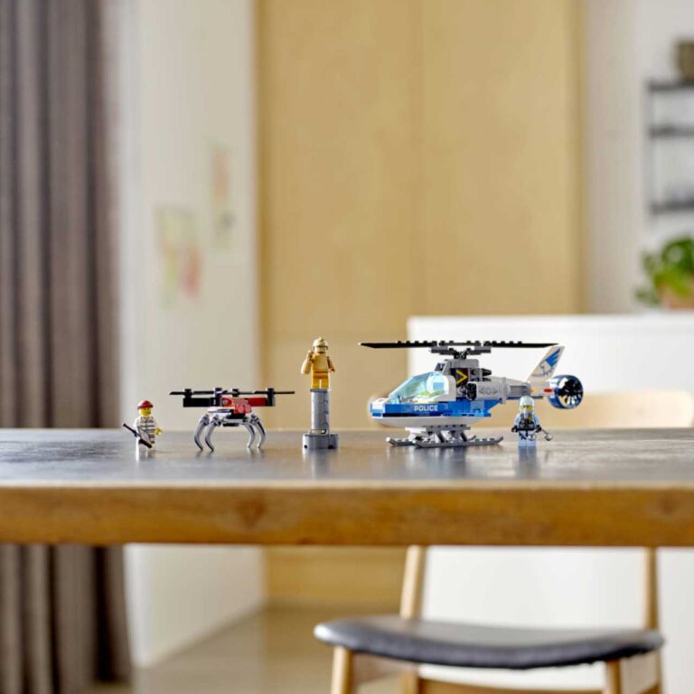 LEGO 60207 City Luchtpolitie drone-achtervolging - 60207 1 9 scaled