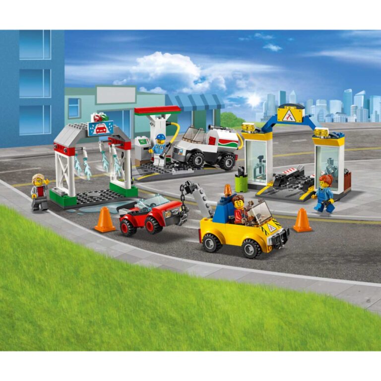 LEGO 60232 City Garage - 60232 1 2 scaled