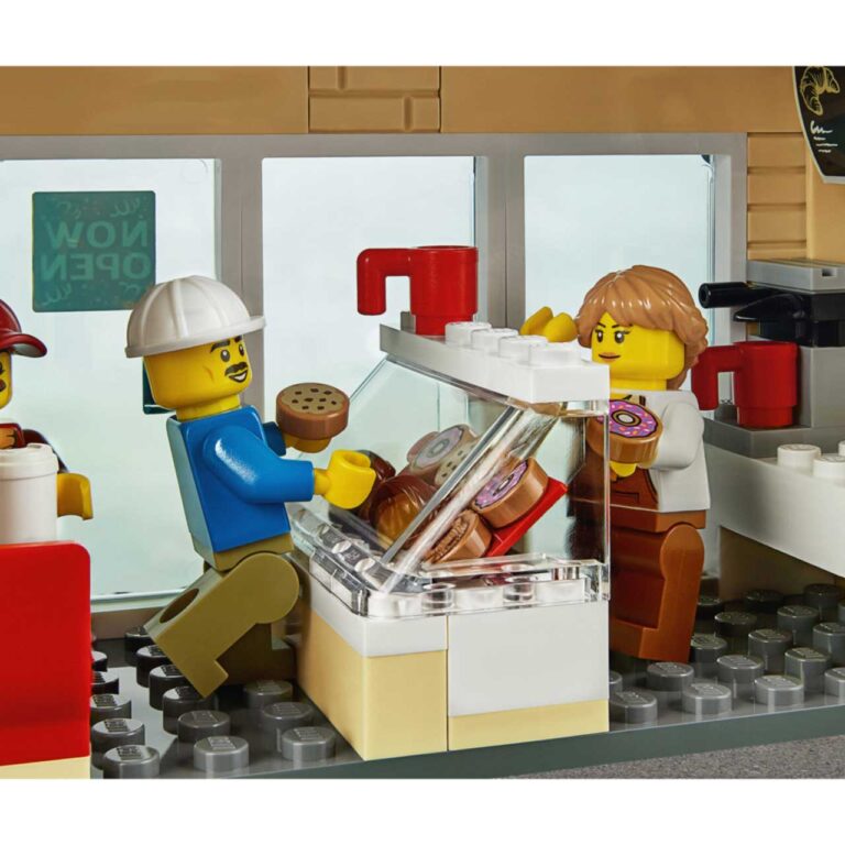 LEGO 60233 City Donut Shop Opening - 60233 1 6 scaled