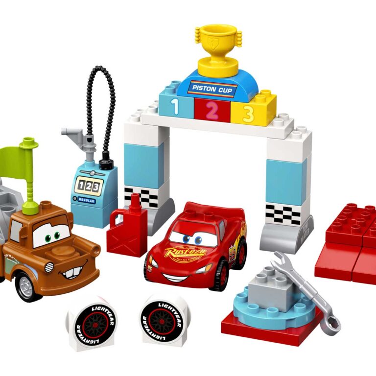 LEGO 10924 Bliksem McQueen’s racedag - LEGO 10924 INT 2