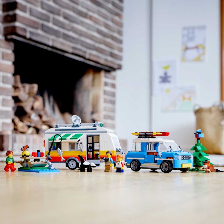 LEGO 31108 Familievakantie met caravan - LEGO 31108 INT 11