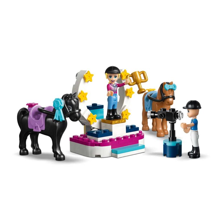 LEGO 41367 Stephanie's paardenconcours - LEGO 41367 INT 16