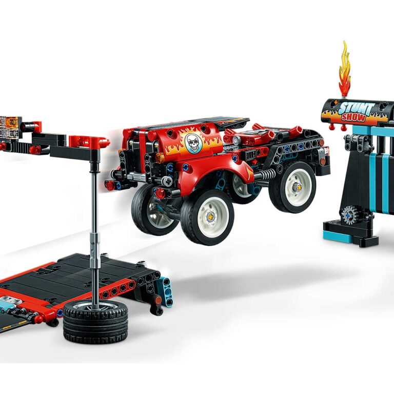LEGO 42106 Truck en motor voor stuntshow - LEGO 42106 INT 24