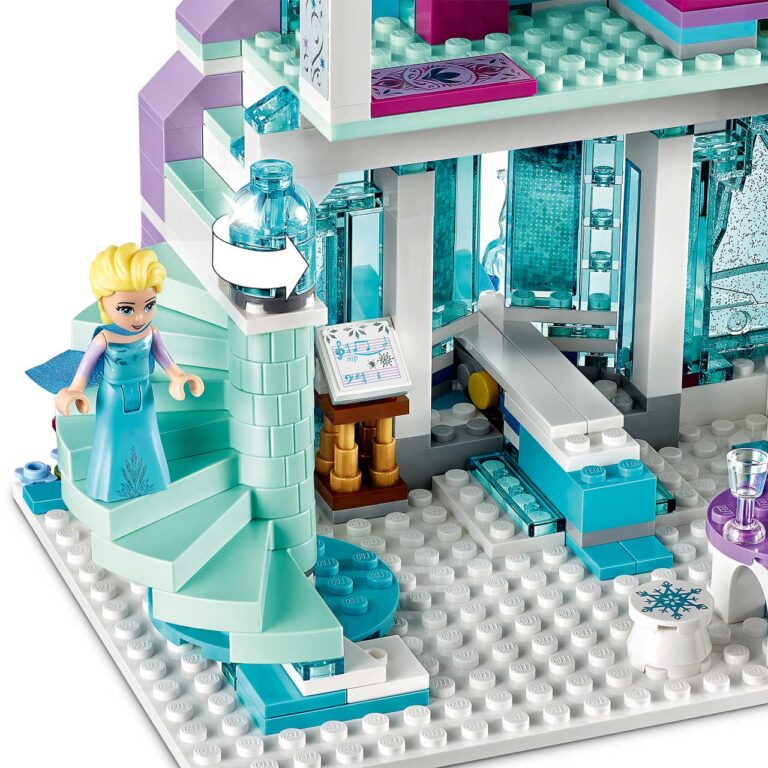 LEGO 43172 Elsa's magische ijspaleis - LEGO 43172 INT 18