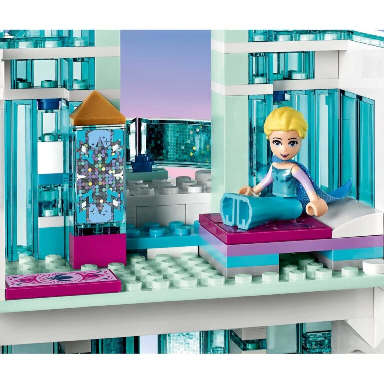 LEGO 43172 Elsa's magische ijspaleis - LEGO 43172 INT 9
