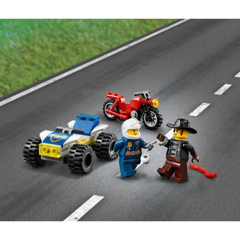 LEGO 60243 Politiehelikopter achtervolging - LEGO 60243 INT 5