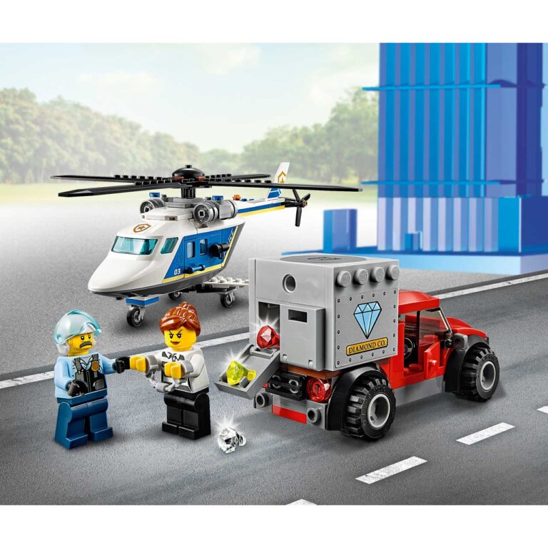 LEGO 60243 Politiehelikopter achtervolging - LEGO 60243 INT 6