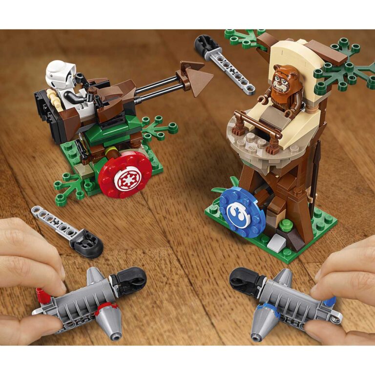 LEGO 75238 Action Battle Aanval op Endor - LEGO 75238 INT 5
