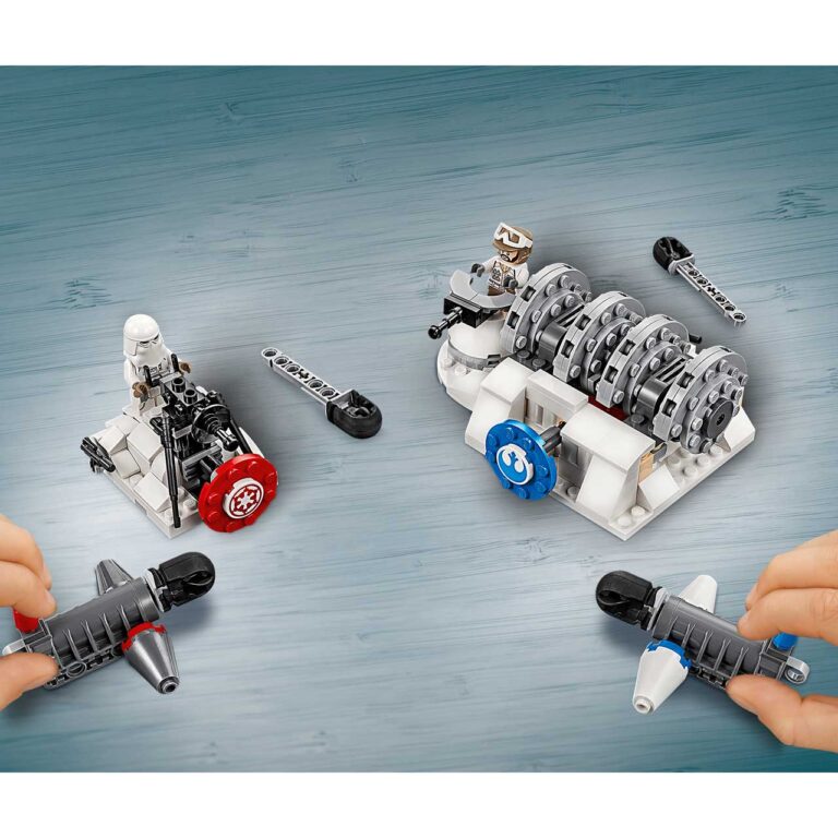 LEGO 75239 Action Battle Aanval op de Hoth Generator - LEGO 75239 INT 4