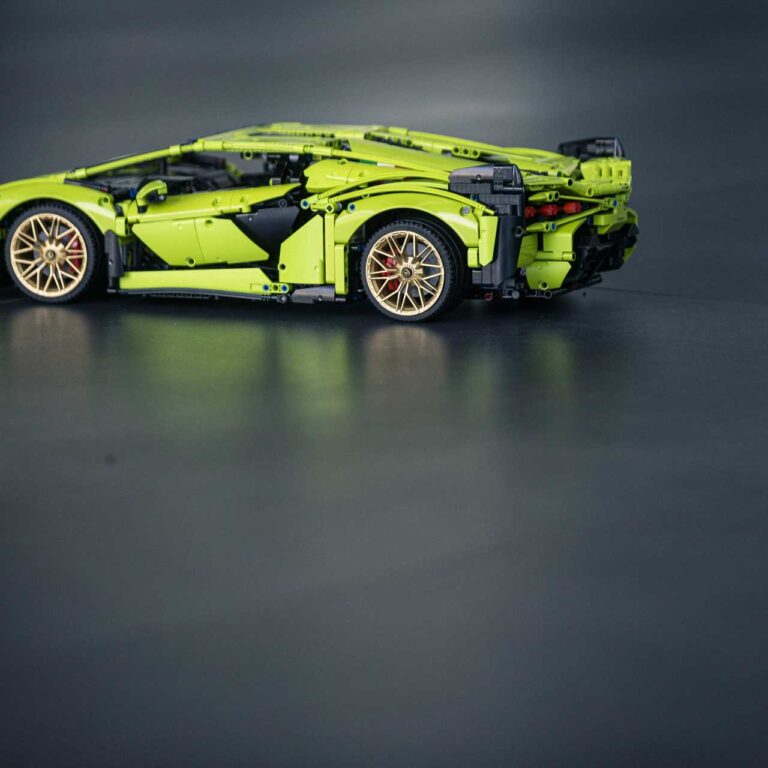 LEGO 42115 Technic Lamborghini Sián FKP 37 - LEGO 42115 INT 103