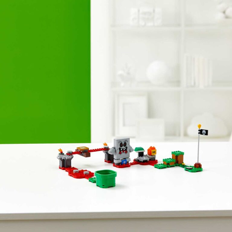LEGO 71364 Super Mario Uitbreidingsset: Whomps lavafort - LEGO 71364 INT 12