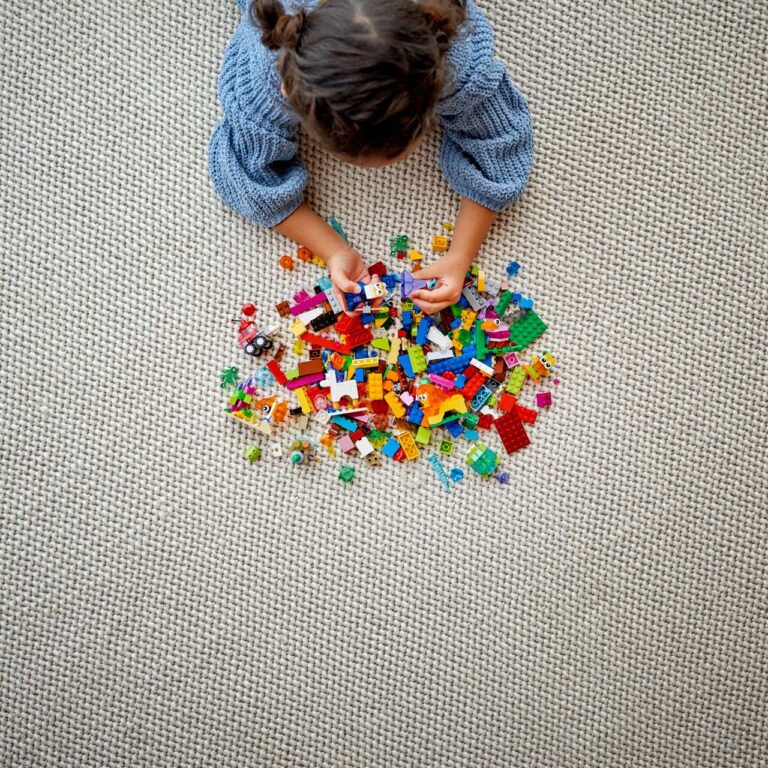 LEGO 11013 Classic Creatieve transparante stenen - 11013 Lifestyle build
