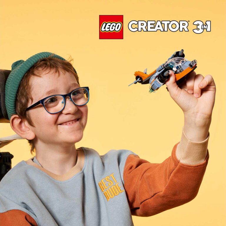 LEGO 31111 Creator Cyberdrone - 31111 Lifestyle MB