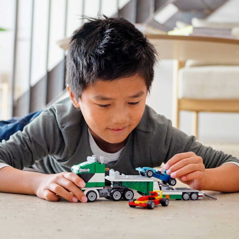 LEGO 31113 Creator Racewagen transportvoertuig - 31113 Lifestyle cons crop