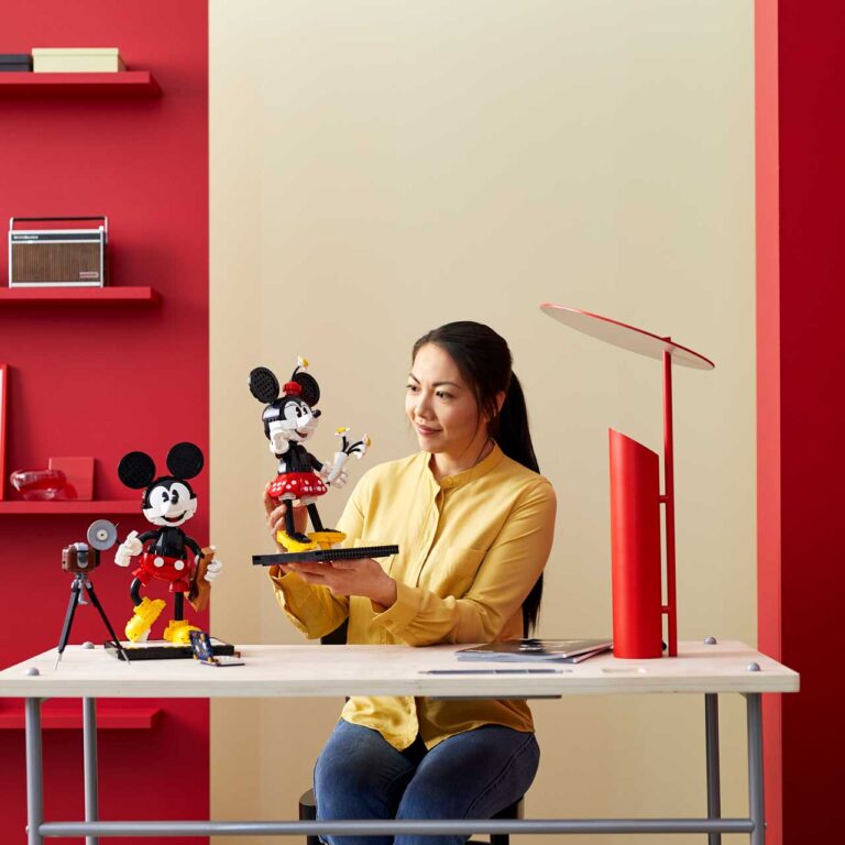 LEGO 43179 Disney Mickey Mouse & Minnie Mouse - 43179 Lifestyle 04
