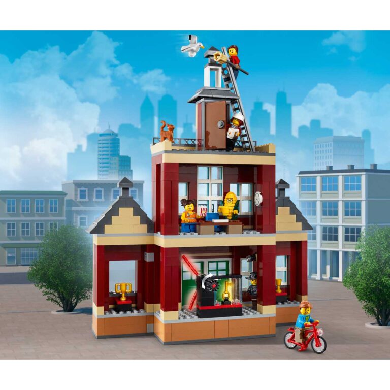 LEGO 60271 City Marktplein - 60271 WEB SEC01