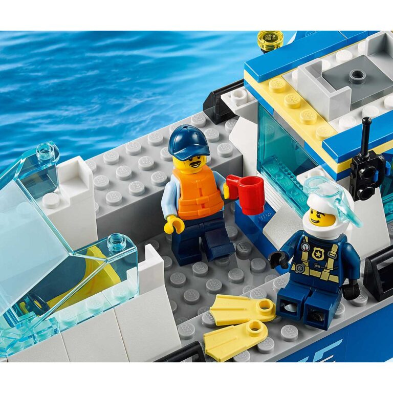 LEGO 60277 City Politie patrouilleboot - 60277 WEB SEC04