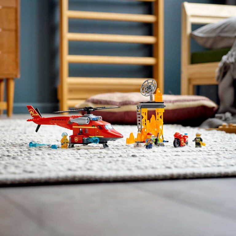 LEGO 60281 City Reddingshelikopter - 60281 Lifestyle envr