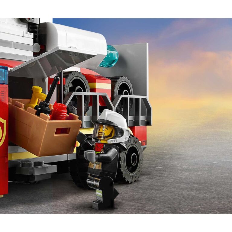LEGO 60282 City Grote ladderwagen - 60282 WEB SEC03