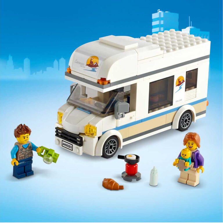 LEGO 60283 City Vakantiecamper - 60283 City 1HY21 EcommerceMobile US 1500x1500 NOTEXT 2