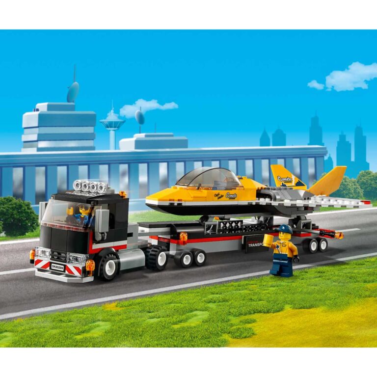 LEGO 60289 City Vliegshowjettransport - 60289 WEB SEC03