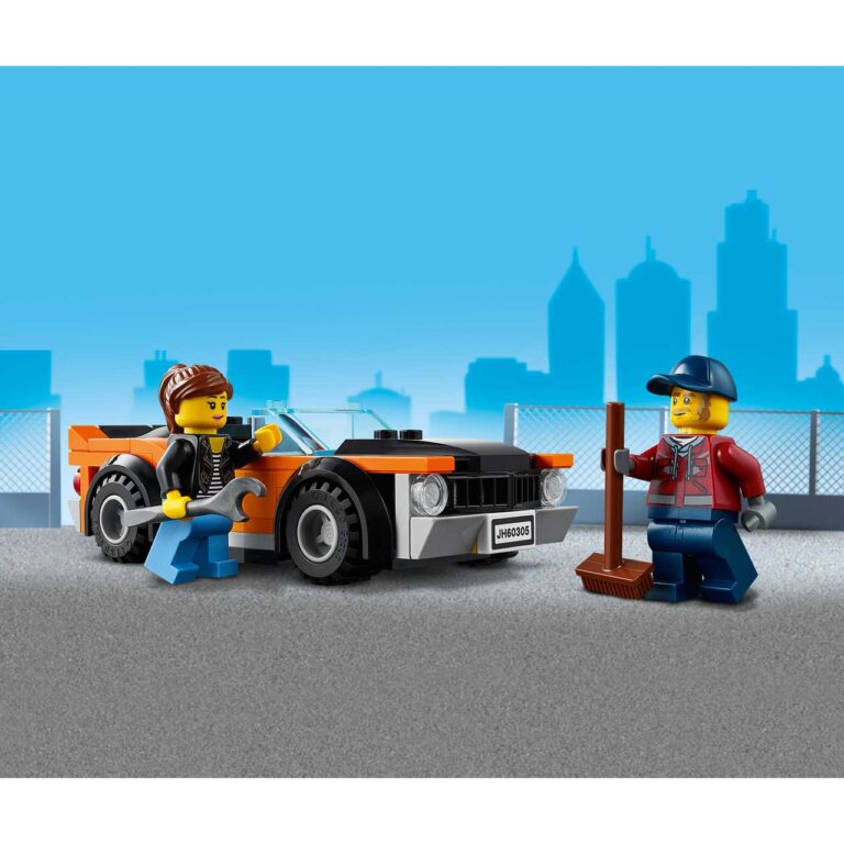 LEGO 60305 City Autotransportvoertuig - 60305 WEB SEC01