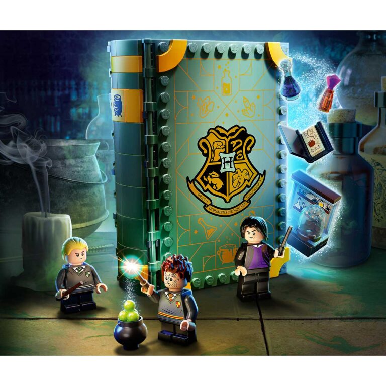 LEGO Harry Potter Zweinstein Momenten Bundel (4 sets) - 76383 WEB PRI