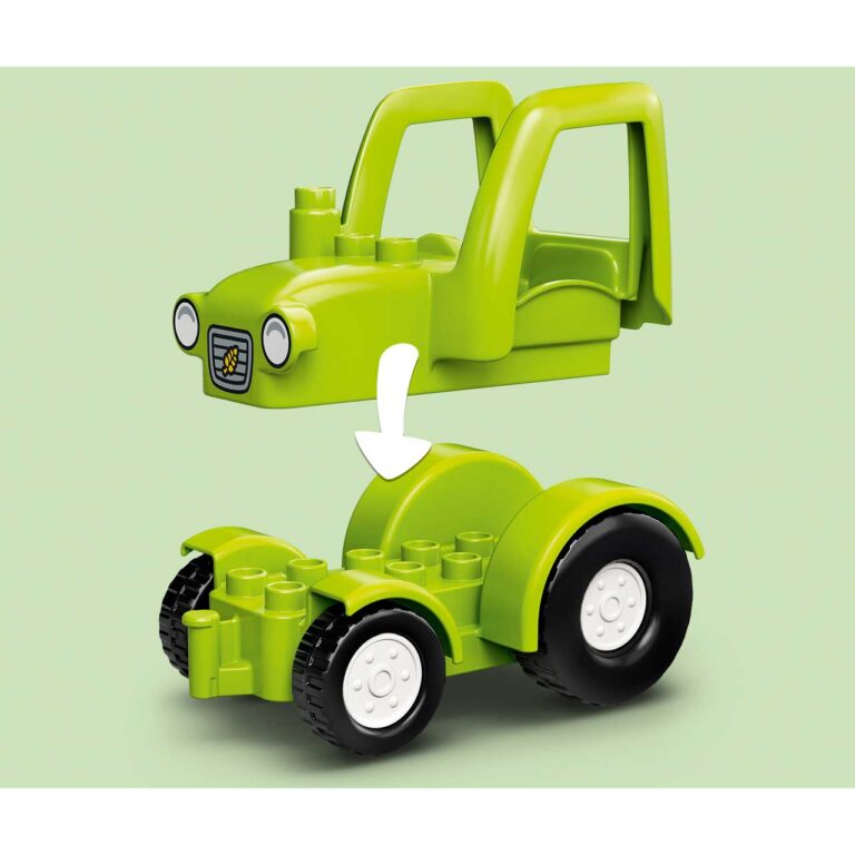 LEGO 10952 DUPLO Schuur, tractor & boerderijdieren verzorgen - 10952 WEB SEC03