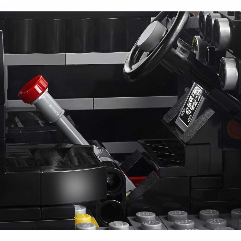 LEGO 10262 Creator James Bond Aston Martin DB5 - LEGO 10262 INT 13