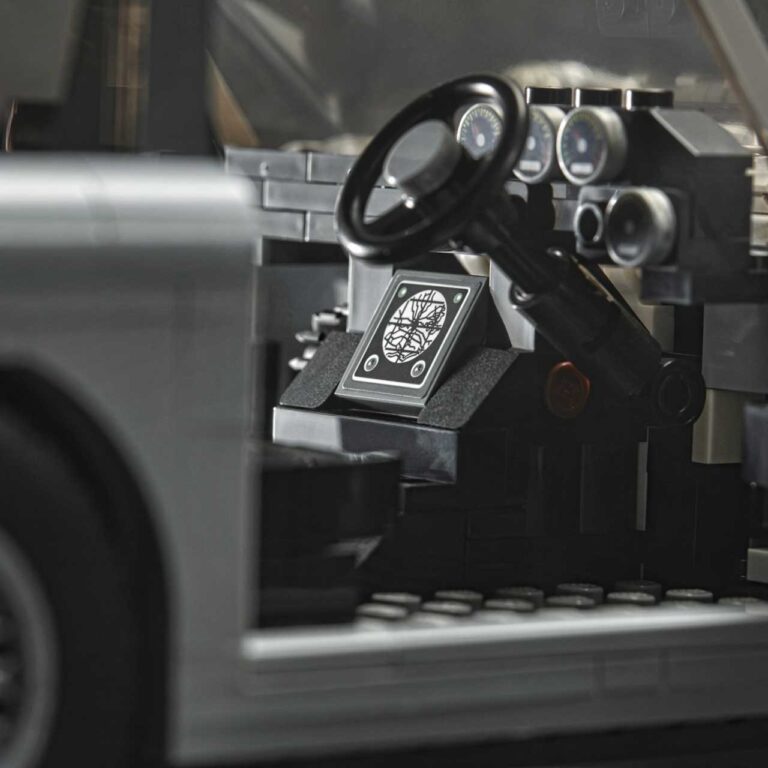 LEGO 10262 Creator James Bond Aston Martin DB5 - LEGO 10262 INT 27