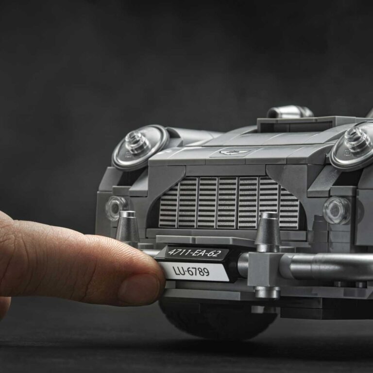 LEGO 10262 Creator James Bond Aston Martin DB5 - LEGO 10262 INT 37