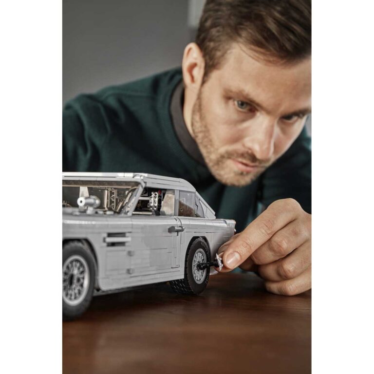 LEGO 10262 Creator James Bond Aston Martin DB5 - LEGO 10262 INT 53