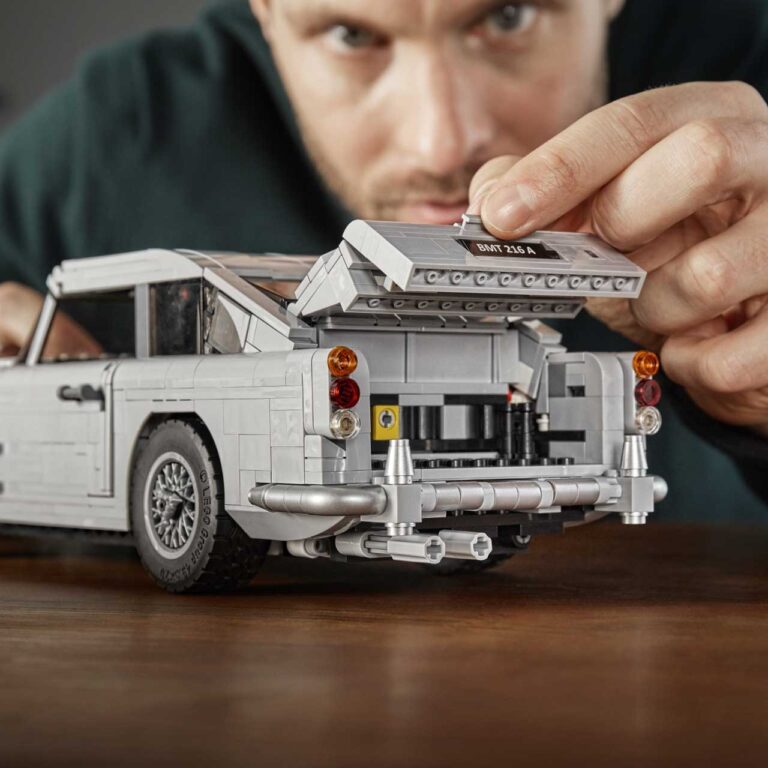 LEGO 10262 Creator James Bond Aston Martin DB5 - LEGO 10262 INT 54