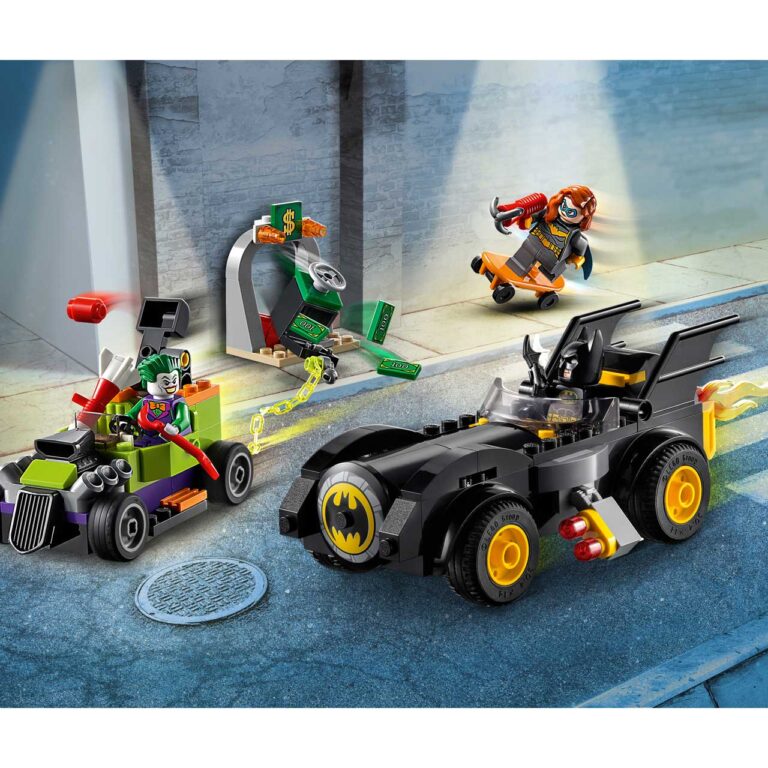 LEGO 76180 Batman™ vs. The Joker™: Batmobile™ achtervolging - 76180 WEB PRI