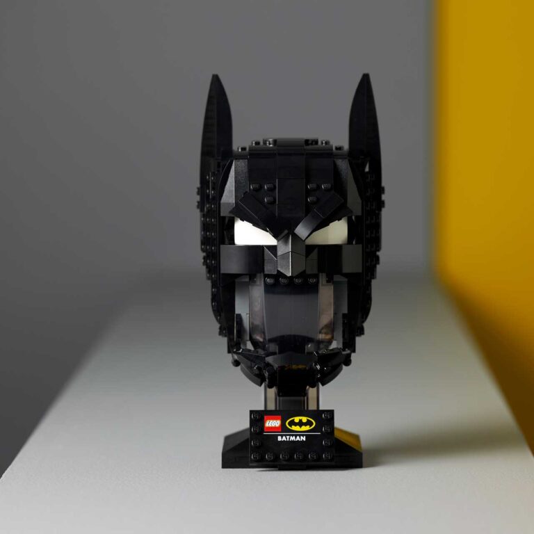 LEGO 76182 Batman Masker - 76182 Lifestyle Gif 19
