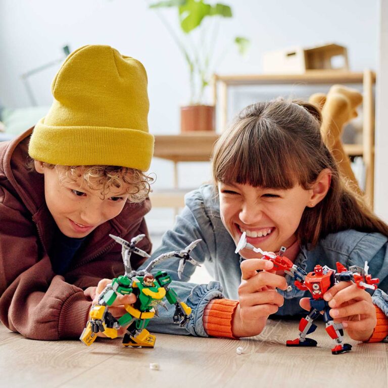 LEGO 76198 Spider-Man & Doctor Octopus mechagevecht - 76198 Lifestyle cons crop