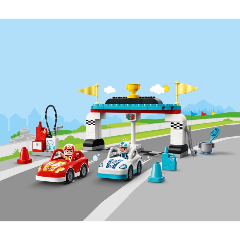 LEGO 10947 DUPLO Stad Racewagens - 10947 WEB PRI