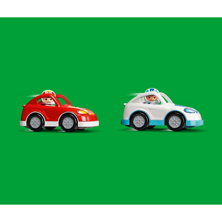LEGO 10947 DUPLO Stad Racewagens - 10947 WEB SEC01
