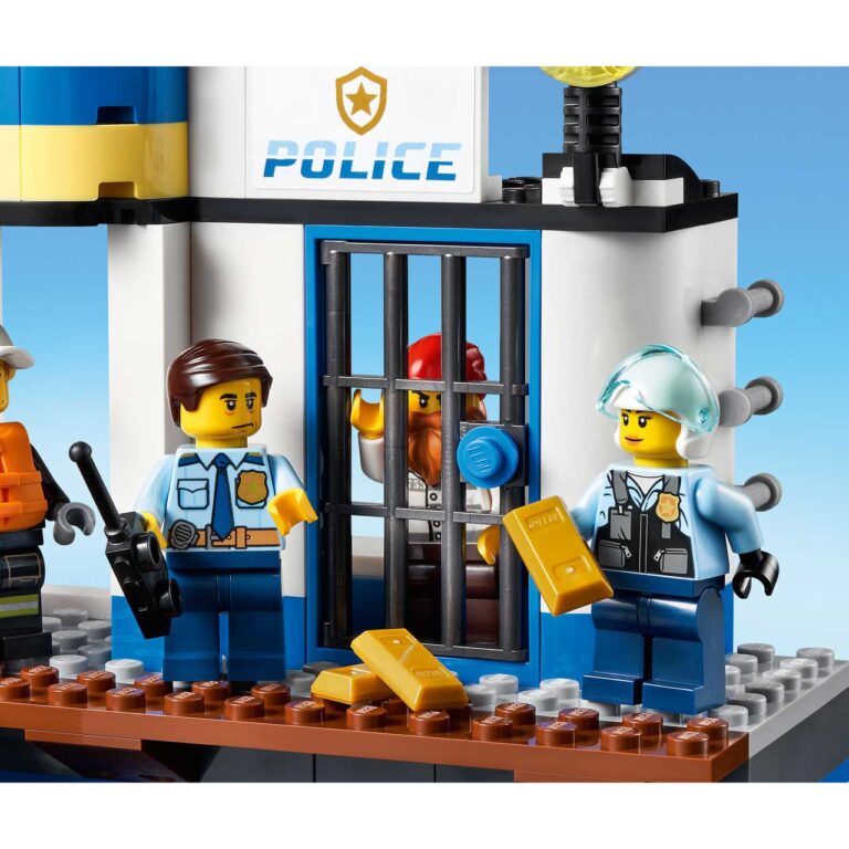 LEGO 60308 City Politie Kustpolitie en brandmissie - 60308 WEB SEC05